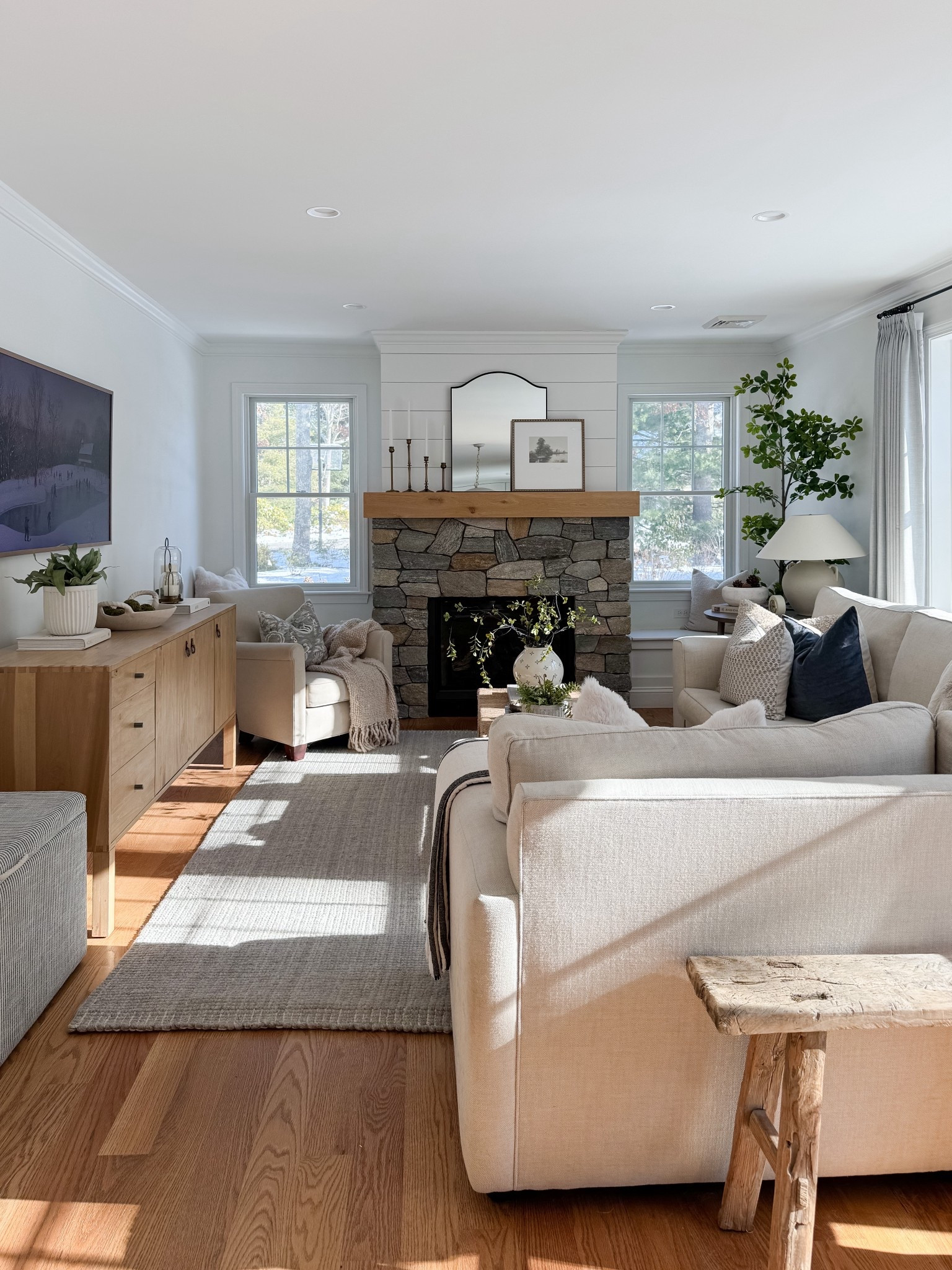 Winter living room inspiration! 

Sherri Calnan home living room favorites pottery barn living room cape cod inspired home decor coastal home finds winter decor

#LTKHome