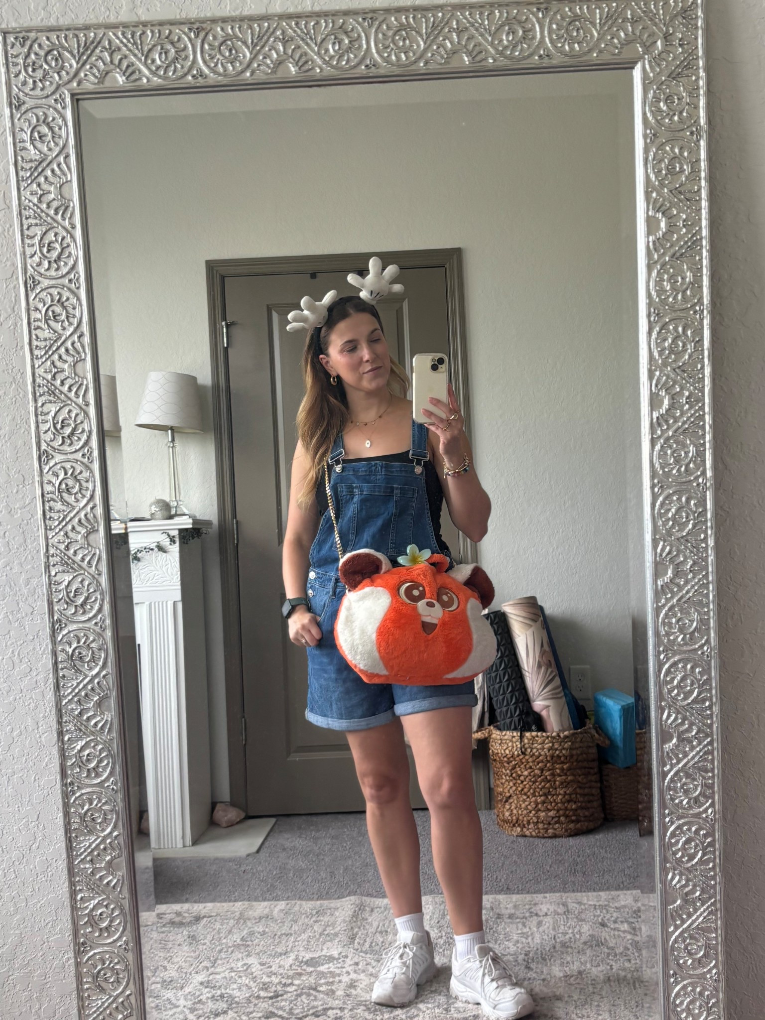 Sweet and simple outfits have been my go to for Disney recently 🖤

#LTKStyleTip