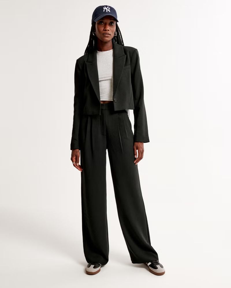 Women's A&F Sloane Tailored Premium Crepe Pant | Women's Bottoms | Abercrombie.com | Abercrombie & Fitch (US)