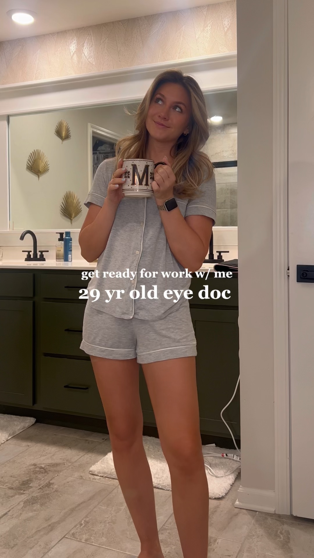 One day I’ll wear color, just not today 🙃

#LTKWorkwear #LTKVideo