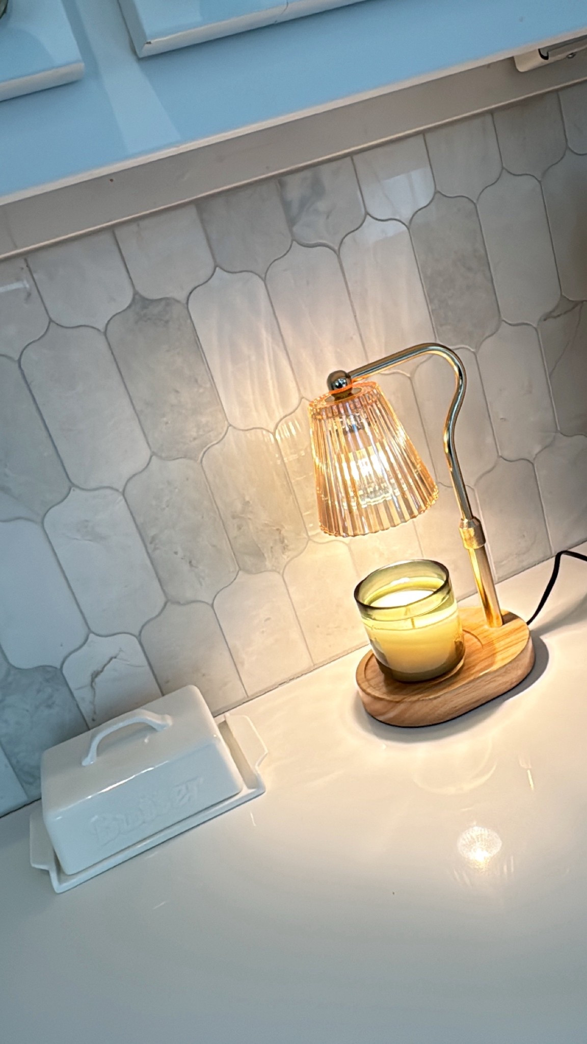 I’m obsessed with this candle warmer in my kitchen! If you’re still lighting candles you’re doing it wrong! So affordable and looks so pretty in my space ✨

#home #kitchen #candle #candlewarmer #gift #mothersday #giftidea 

#LTKmomlife #LTKMothersDay #LTKHome