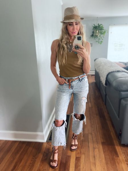 A little boho before the 4th #ootd

Shop the look on #LTK! So much is on sale this weekend 👉🏻These #express jeans are only $59.99 right now #steal👏🏻

#LTKstyletip #LTKsalealert #LTKshoecrush
