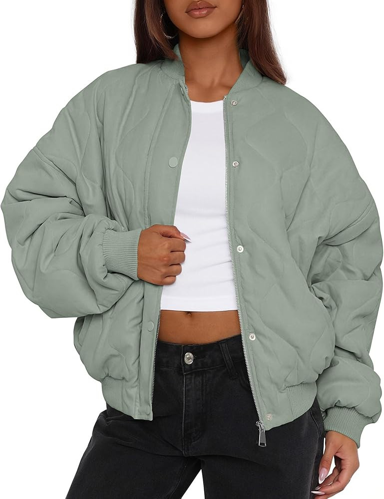 PRETTYGARDEN Women's Quilted Bomber Jacket Fall Fashion 2026 Lightweight Cropped Zip up Outerwear... | Amazon (US)