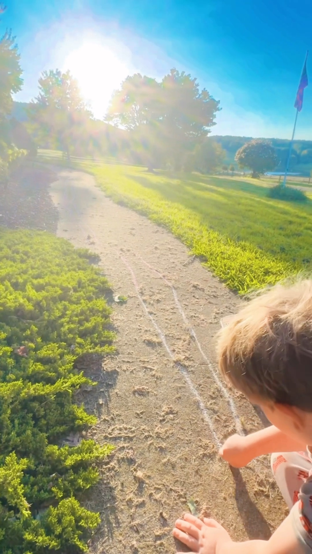 Got my morning run 🏃‍♀️ and workout 💪🏽 in with this little cutie 🥰 playing chalk 🌈 on the sidewalk and driveway 🫶🏽, Red 🐶 roaming around the pastures 🌾, and baby boy 👶🏼 still sleeping 💤 in!! We’ve been outside 🌳 since 7 AM hehe 🌅- it’s a happy monday, y’all!! 🌞