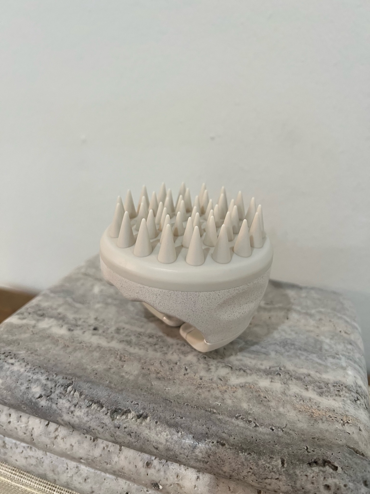 Love having this to wash my hair! Literally feels like you're getting a scalp massage. It's great for blood circulation & helping hair growth. I also linked some other shower essentials I love!