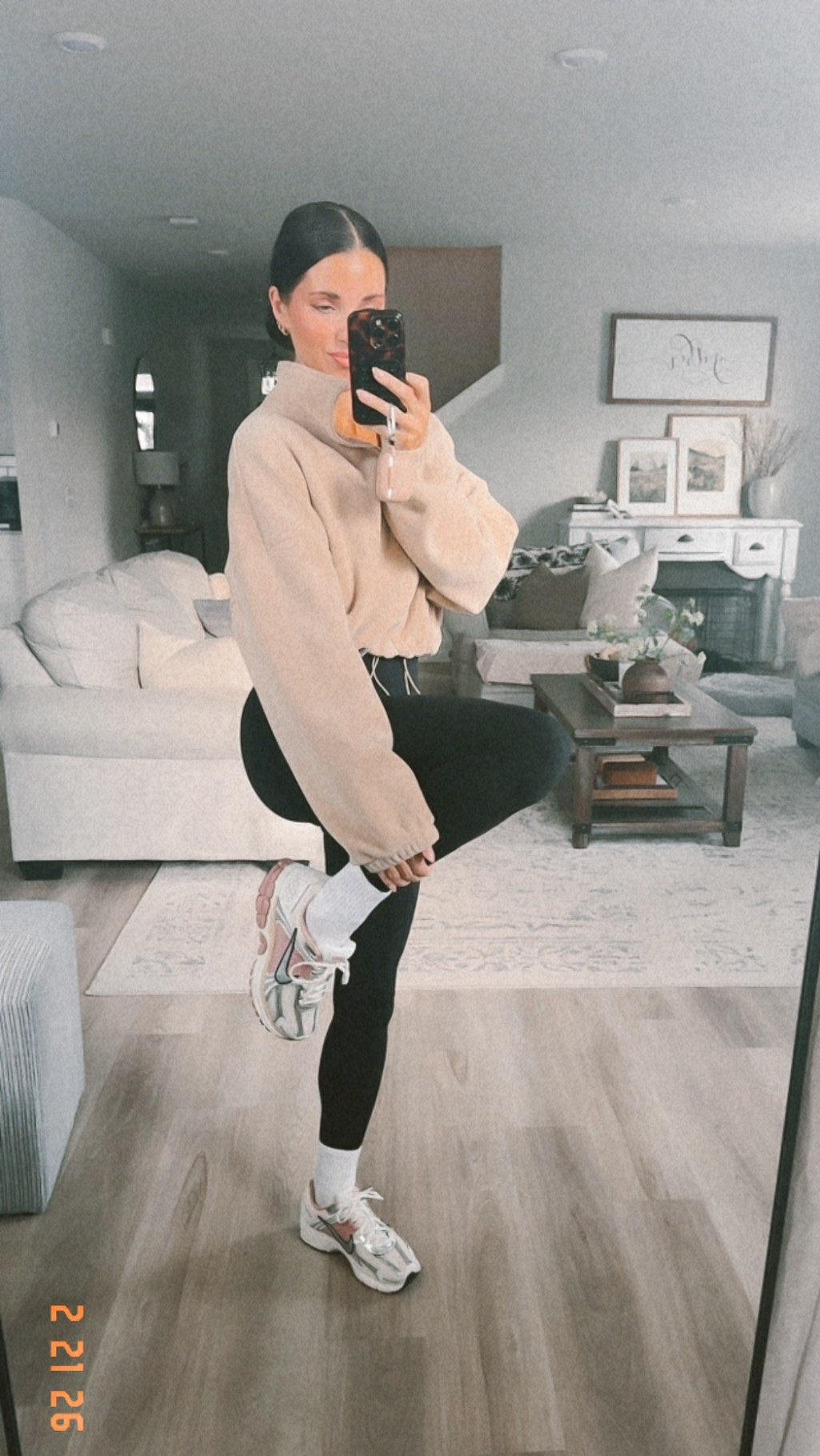 Weekend ootd


#LTKActive #LTKfitnessgoals #LTKootd