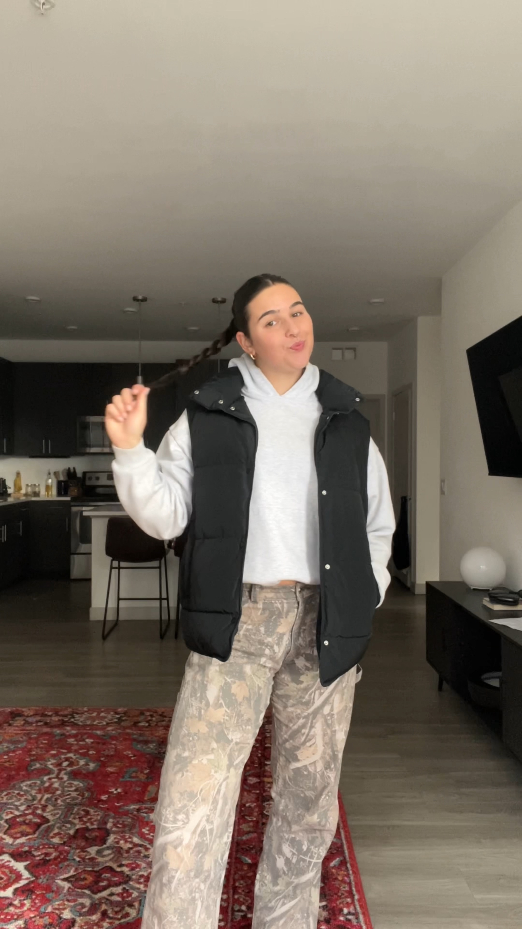 camo pants are that girl for the fall & winter 

#LTKHoliday #LTKVideo #LTKSeasonal