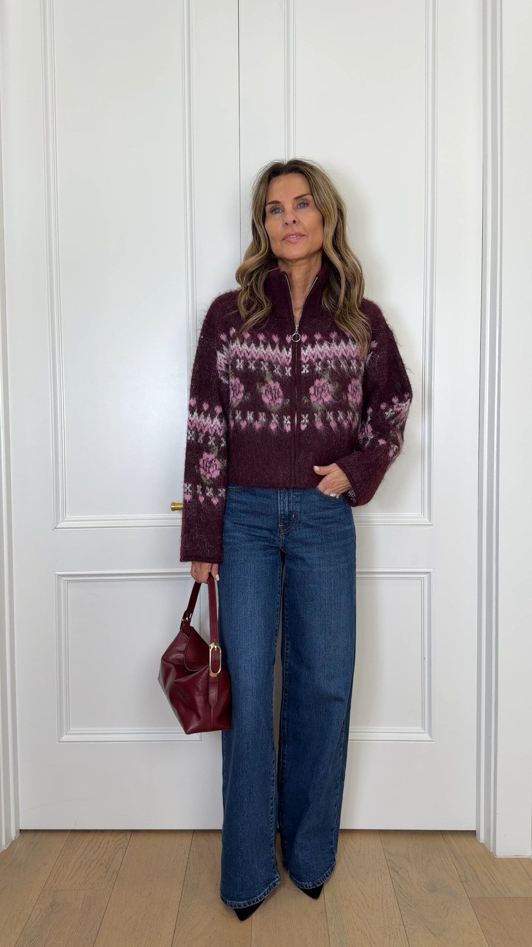 - Target Fair Isle Sweater. 
- Levi’s Jeans TTS 
- Berkeley Bag // JCrew is 40% off your entire purchase for Black Friday & 50% off sale styles. 
#Jcrew #HolidayOutfit #Target #Style #Sale #BlackFriday 

#LTKCyberWeek #LTKSaleAlert