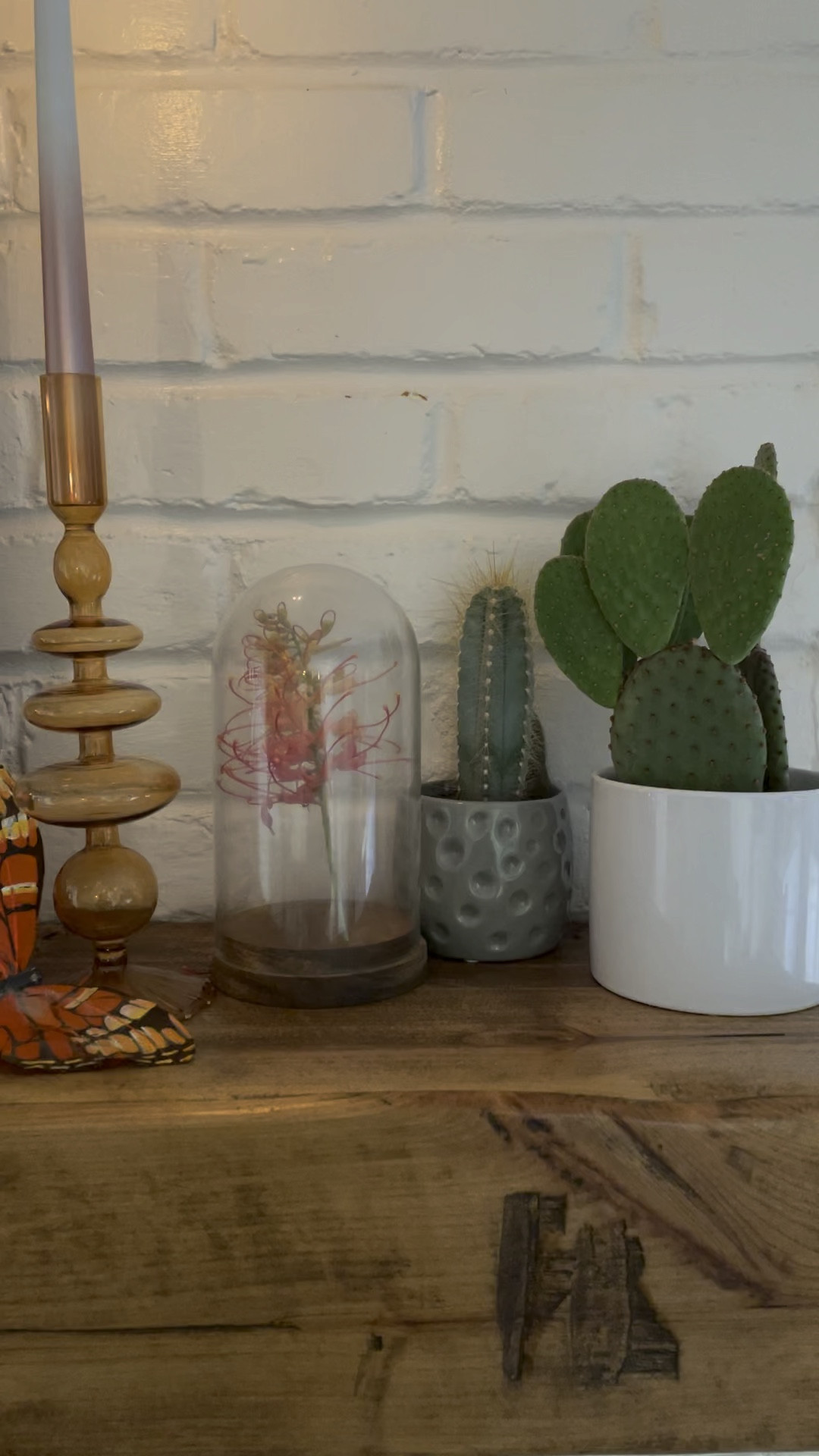 Fall mantle that fits in with my regular decor. That’s my top tip for decorating seasonally - choose natural items that fit in with your home’s style.  #falldecor #fallmantle

#LTKSeasonal #LTKHalloween #LTKstyletip