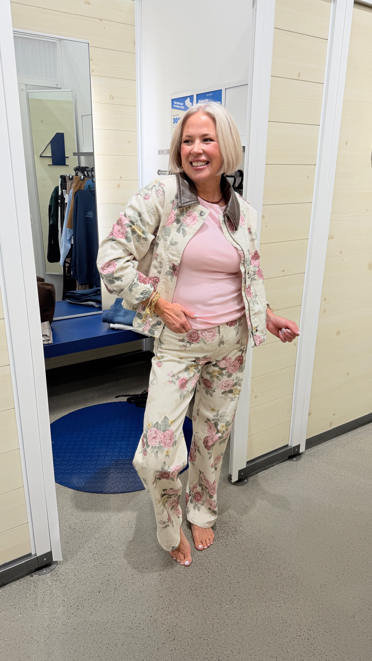 Old Navy fall try on haul!
-
chic outfit, mom life, fashion over 50, over 40 fashion, fall fashion, what to wear, outfit inspo, fall style, workout clothes, casual outfit, button up, plaid, gingham print, patterns, jackets, old navy fall, old navy style

#LTKootd #LTKSeasonal #LTKOver40
