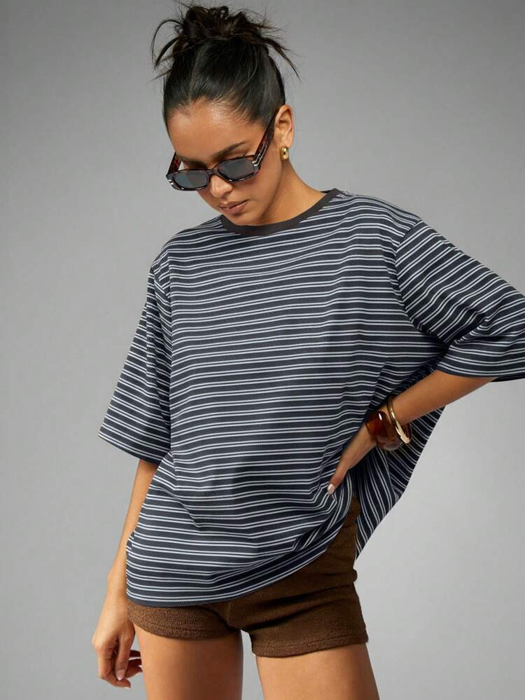 MISSGUIDED Oversized Striped T-Shirt For Women Casual Loose Fit Short Sleeve Top Summer Spring Everyday Wear | SHEIN