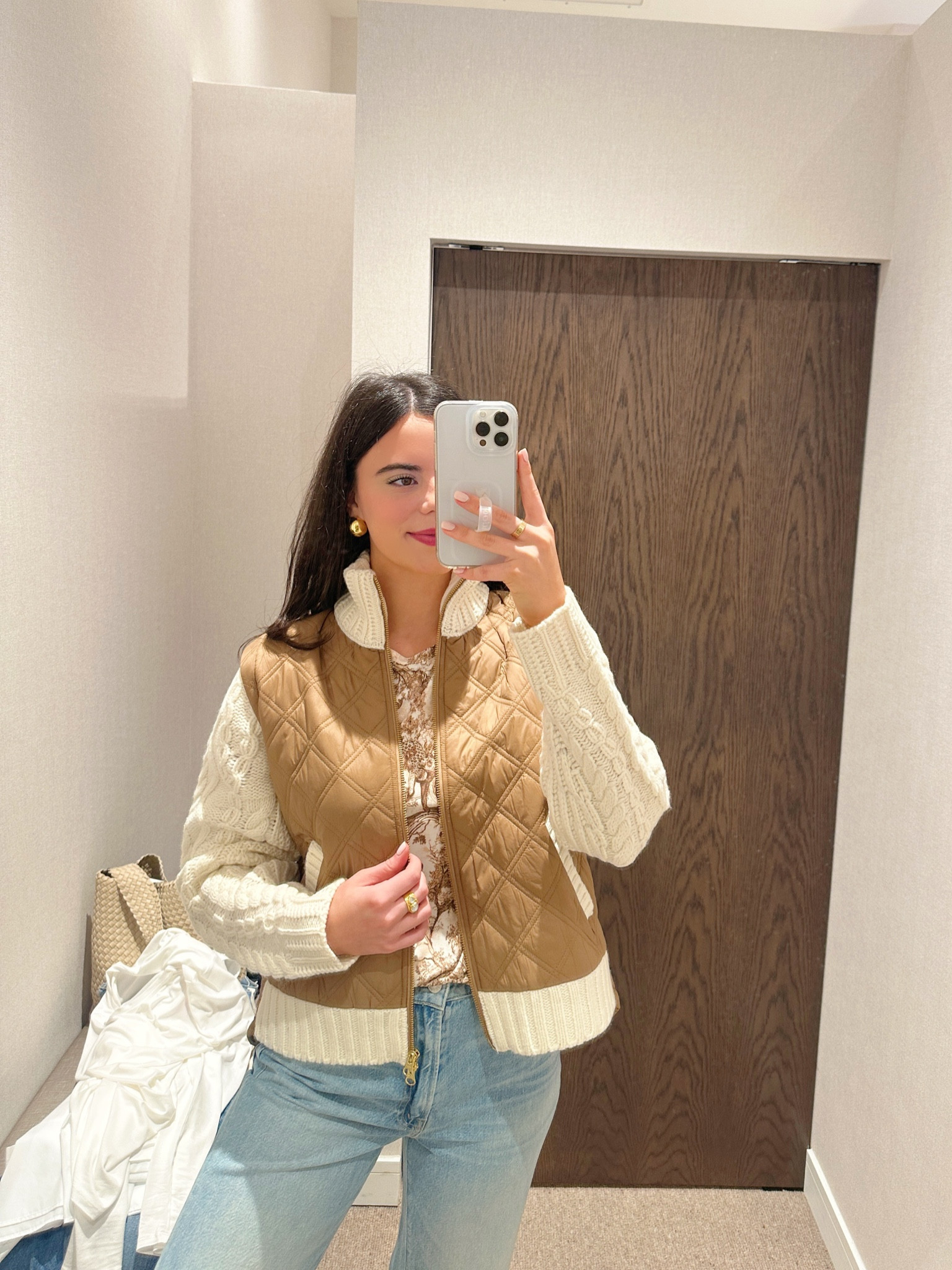 Veronica Beard mixed media jacket! Paired it with the L’AGENCE tee shirt and Mother jeans! 