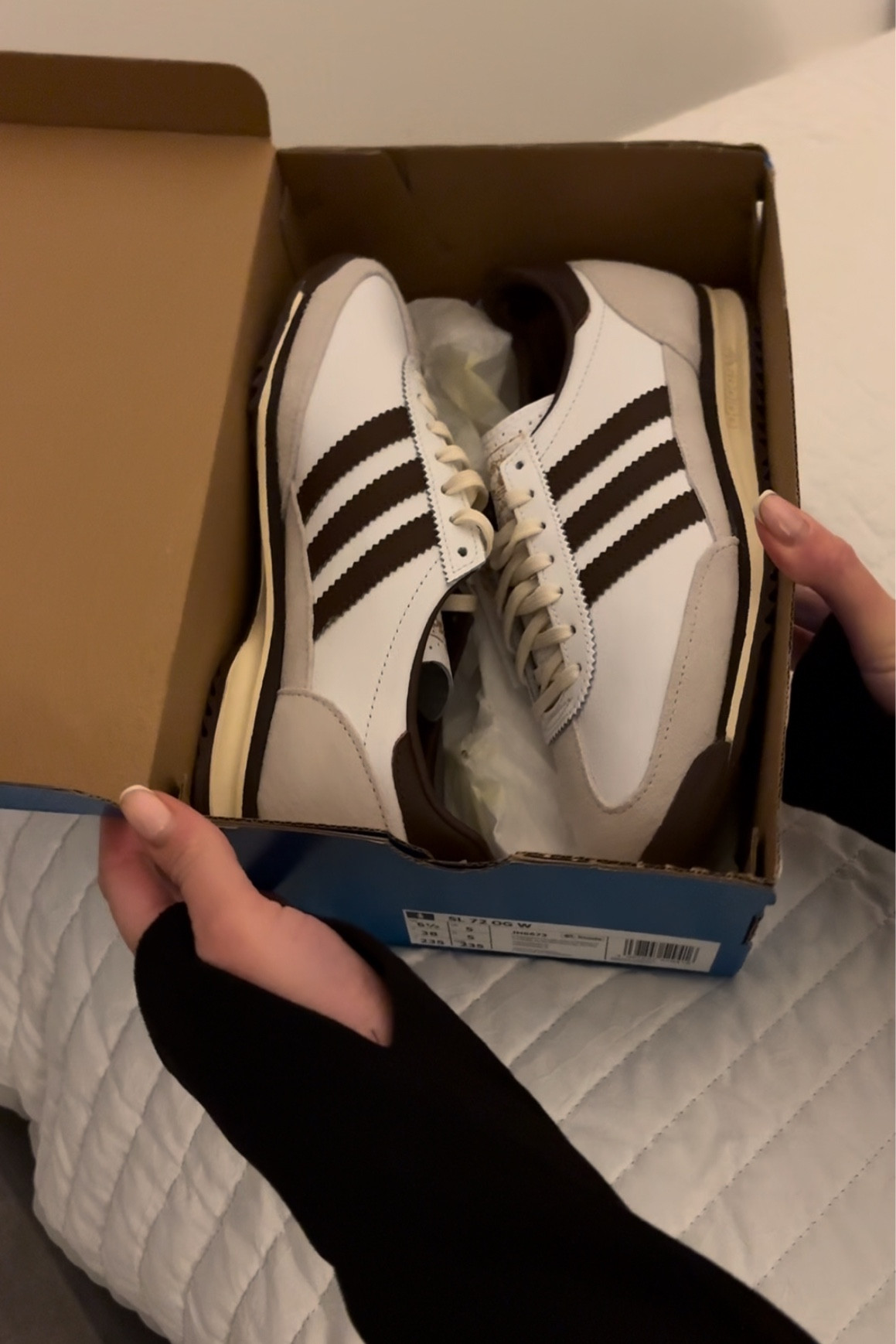 New Adidas SL72’s currently on sale 🤎

Adidas trainers, unboxing, haul, chocolate brown, new in, spring trainers

#LTKsale #LTKshoes #LTKuk