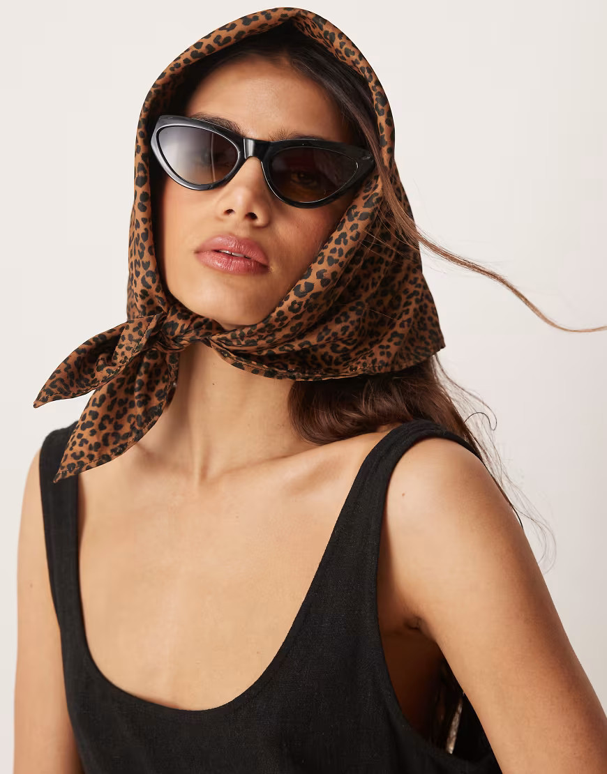 Jeepers Peepers cat eye sunglasses in black with brown lens | ASOS (Global)