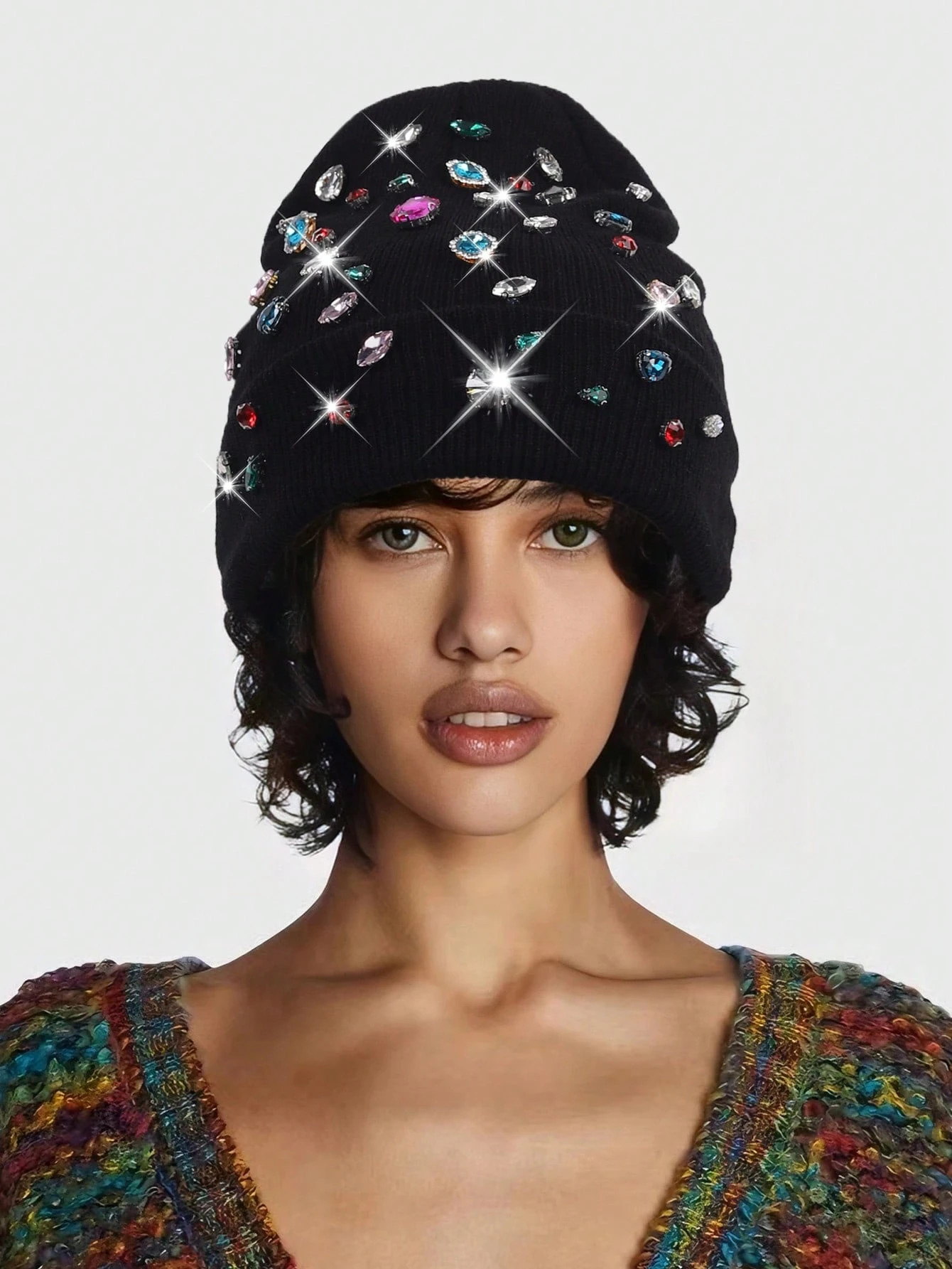 1pc Luxury Knit Beanie With Irregular Gemstone Decor & Randomly Colored Rhinestone Detail | SHEIN