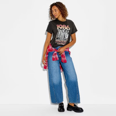 Women's 1986 Stranger Things Short Sleeve Graphic T-Shirt - Black | Target