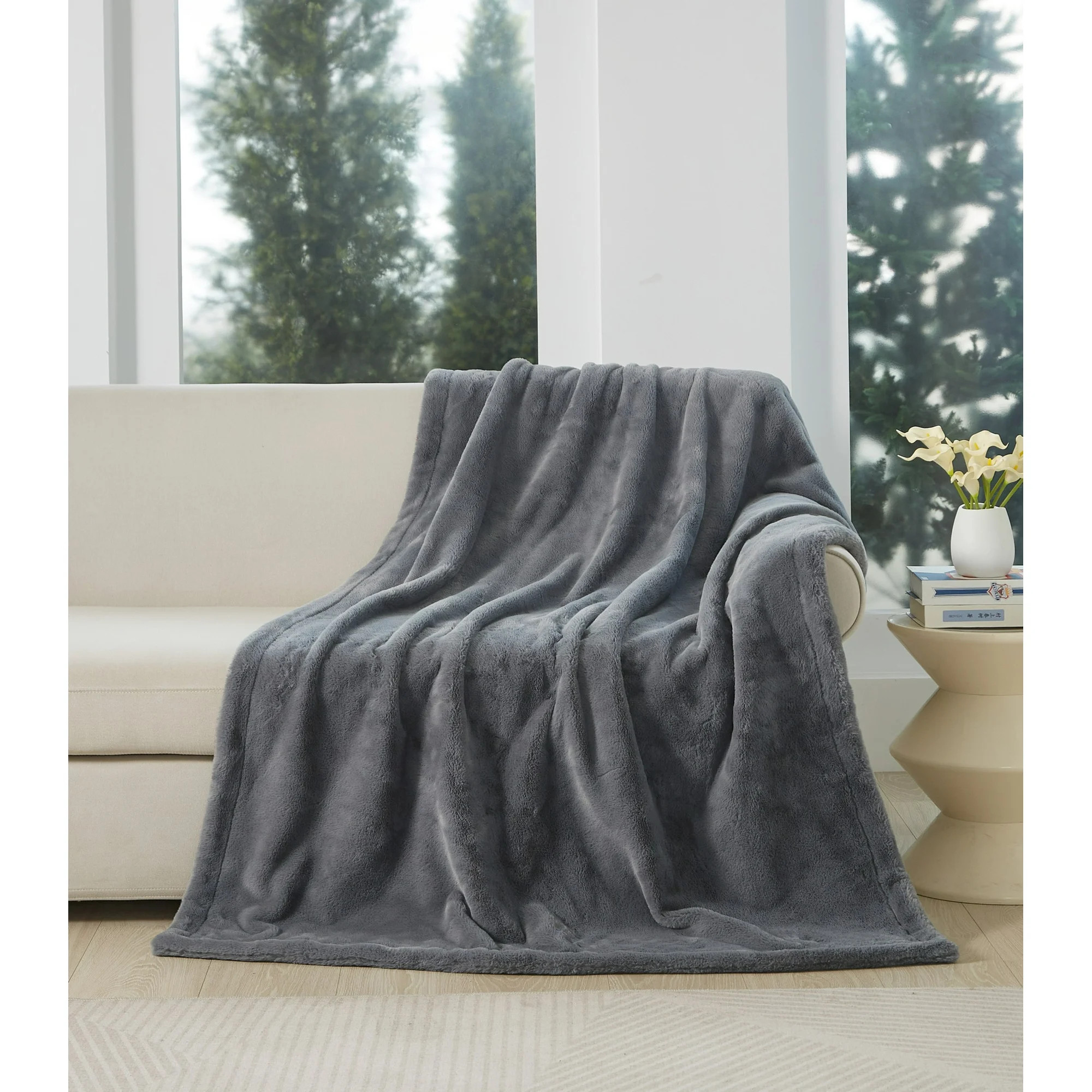 Cozy Haven Oversized Faux Fur Throw Blanket, Grey, 50" x 72" | Walmart (US)