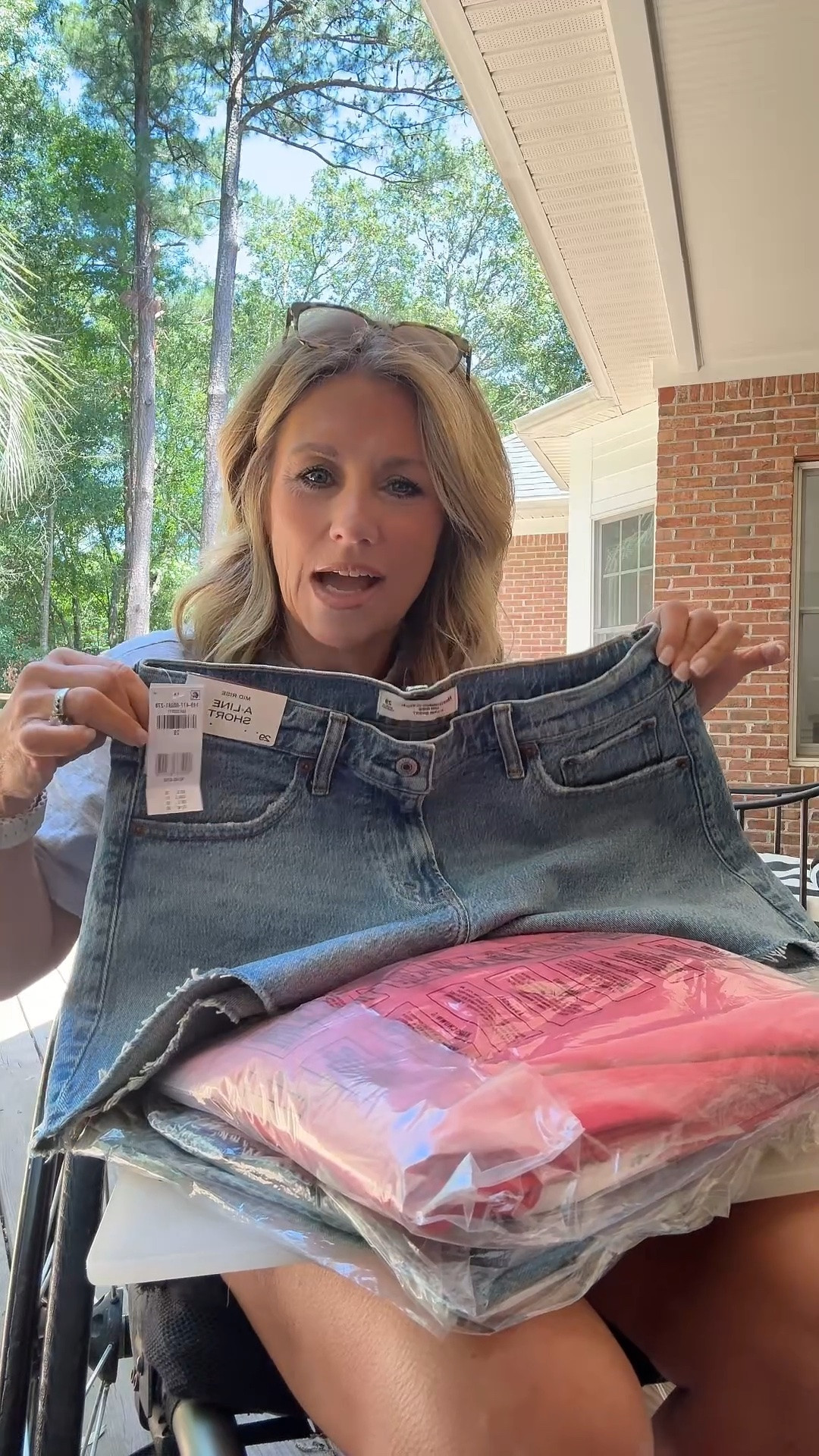 Abercrombie always gets it right with denim.

#LTKOver40 #LTKSaleAlert #LTKootd