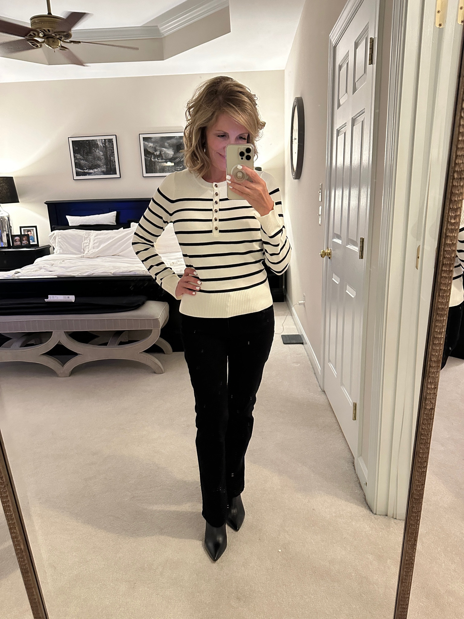 Cozy Fall knit sweaters are on my mind and getting on major sale even better! Size xsmall

#LTKxNSale #LTKOver40 #LTKSaleAlert