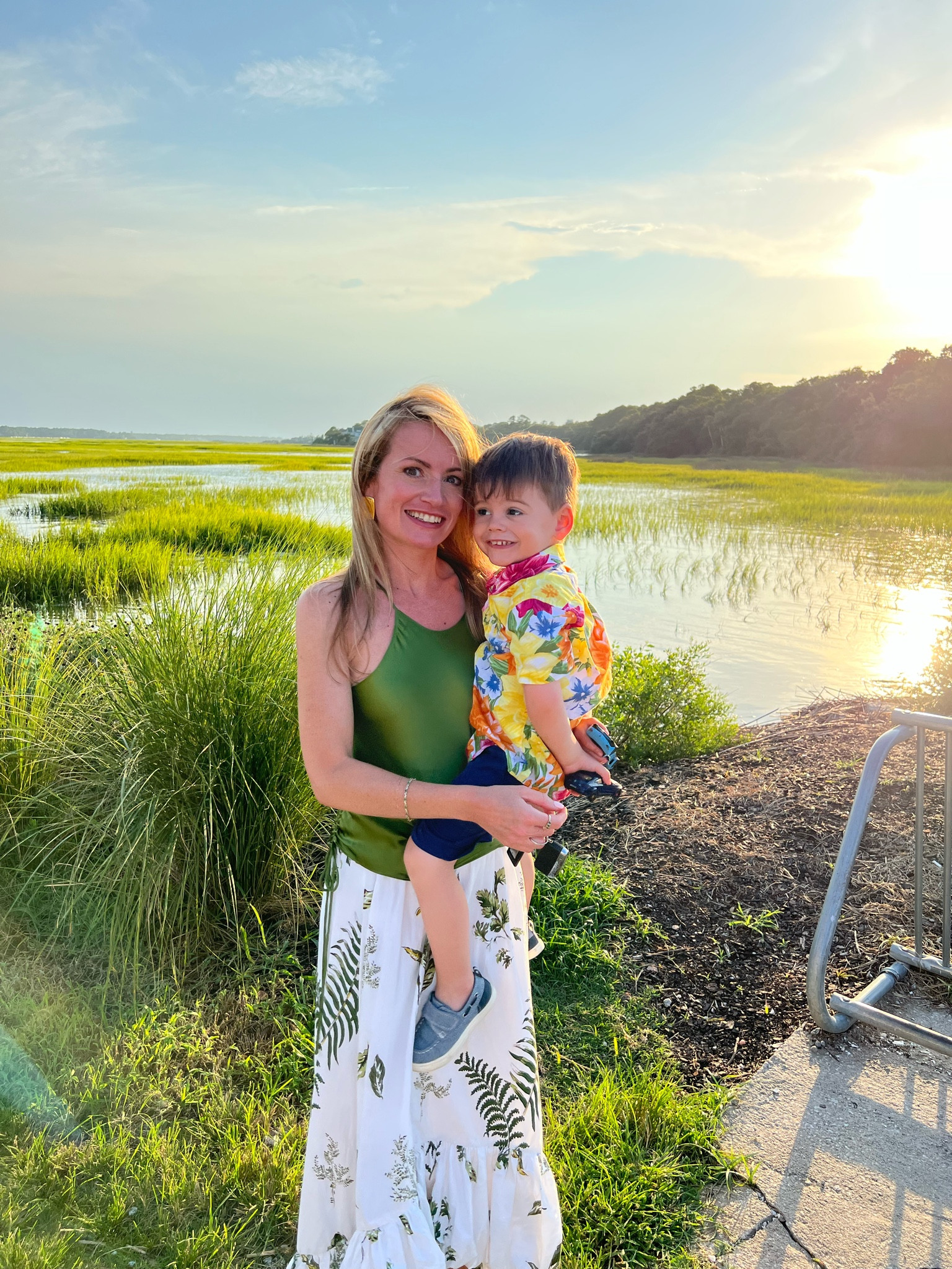 End of summer fashion. #bananarepublic #silktank

#LTKfamily #LTKunder100 #LTKover40