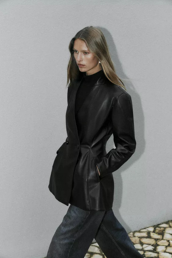 FITTED LEATHER-EFFECT BLAZER | Zara US