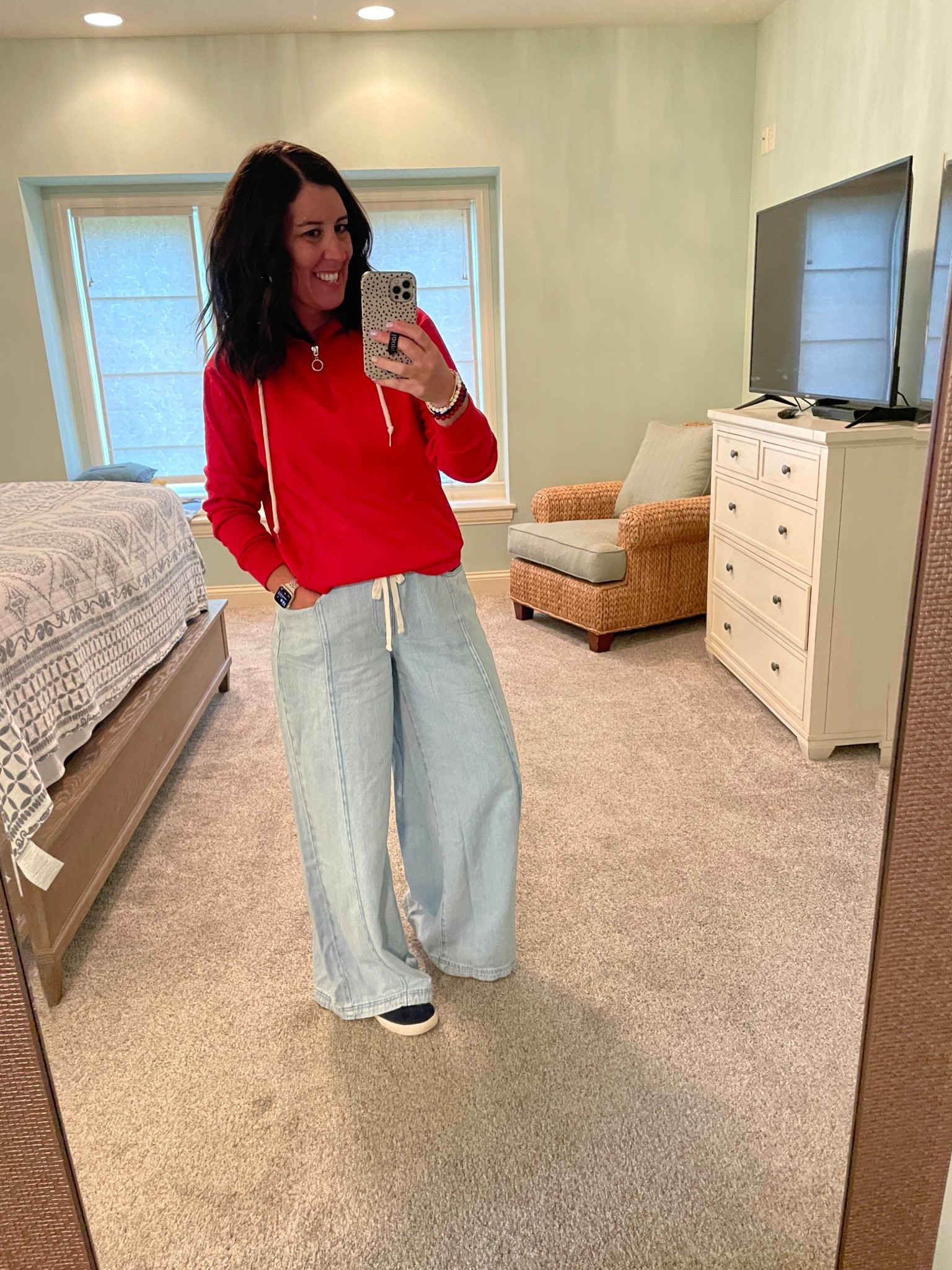 Baseball mom life ⚾
Cheered hard, team took 2nd, stayed cozy doing it 🙌
#BaseballMom #BracketPlay #2ndPlaceProud #ComfyAndCute

#LTKOver40 #LTKFindsUnder50 #LTKSeasonal