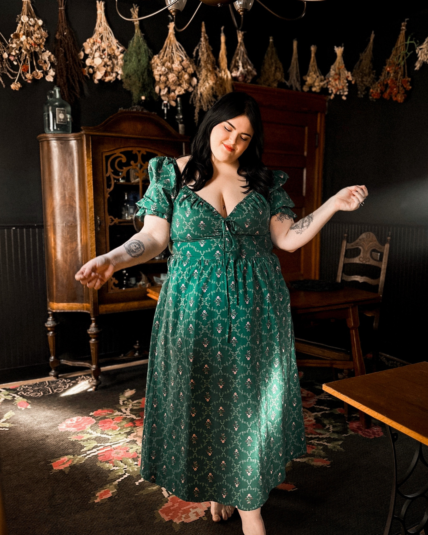 Wearing the Ophelia dress from Hill House home in a size XXL. I am a size 20  

#LTKplussize