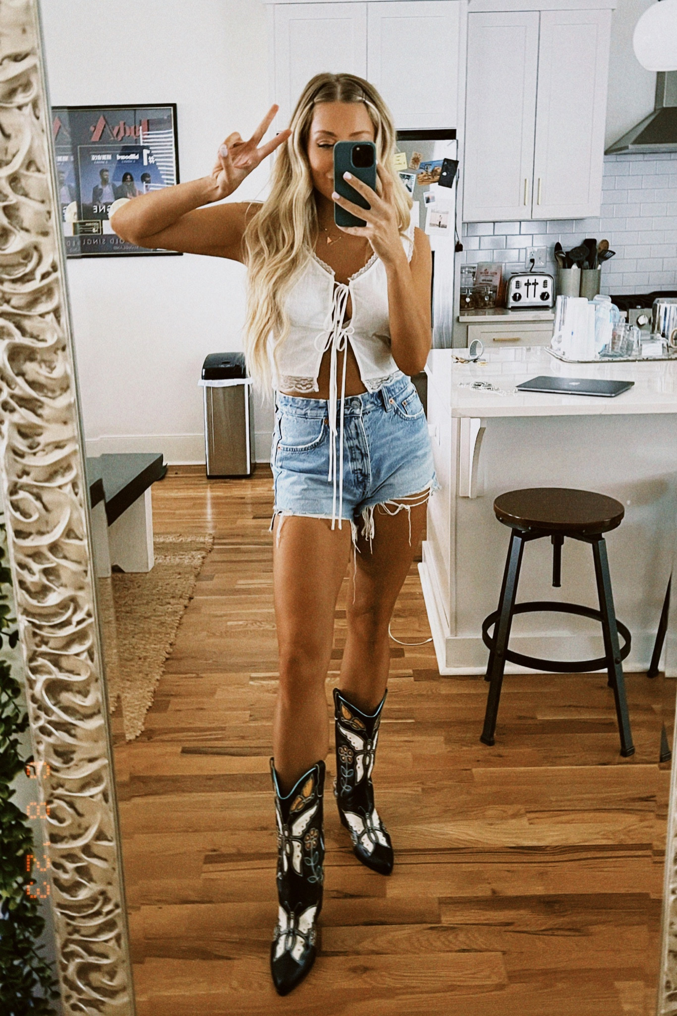 CMA FEST // Festival // Country Concert // Country Singer 

#LTKSeasonal #LTKU #LTKshoecrush