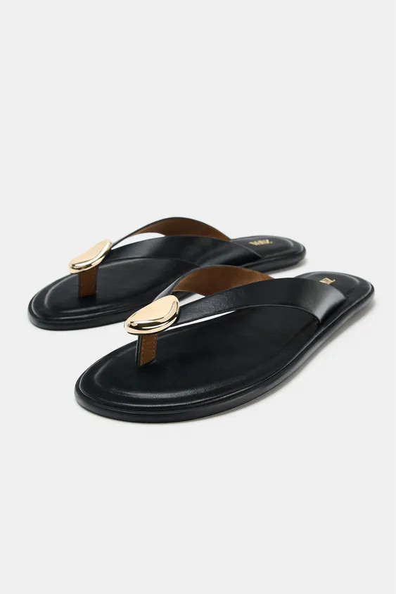 FLAT SANDALS WITH METAL DETAIL | Zara UK