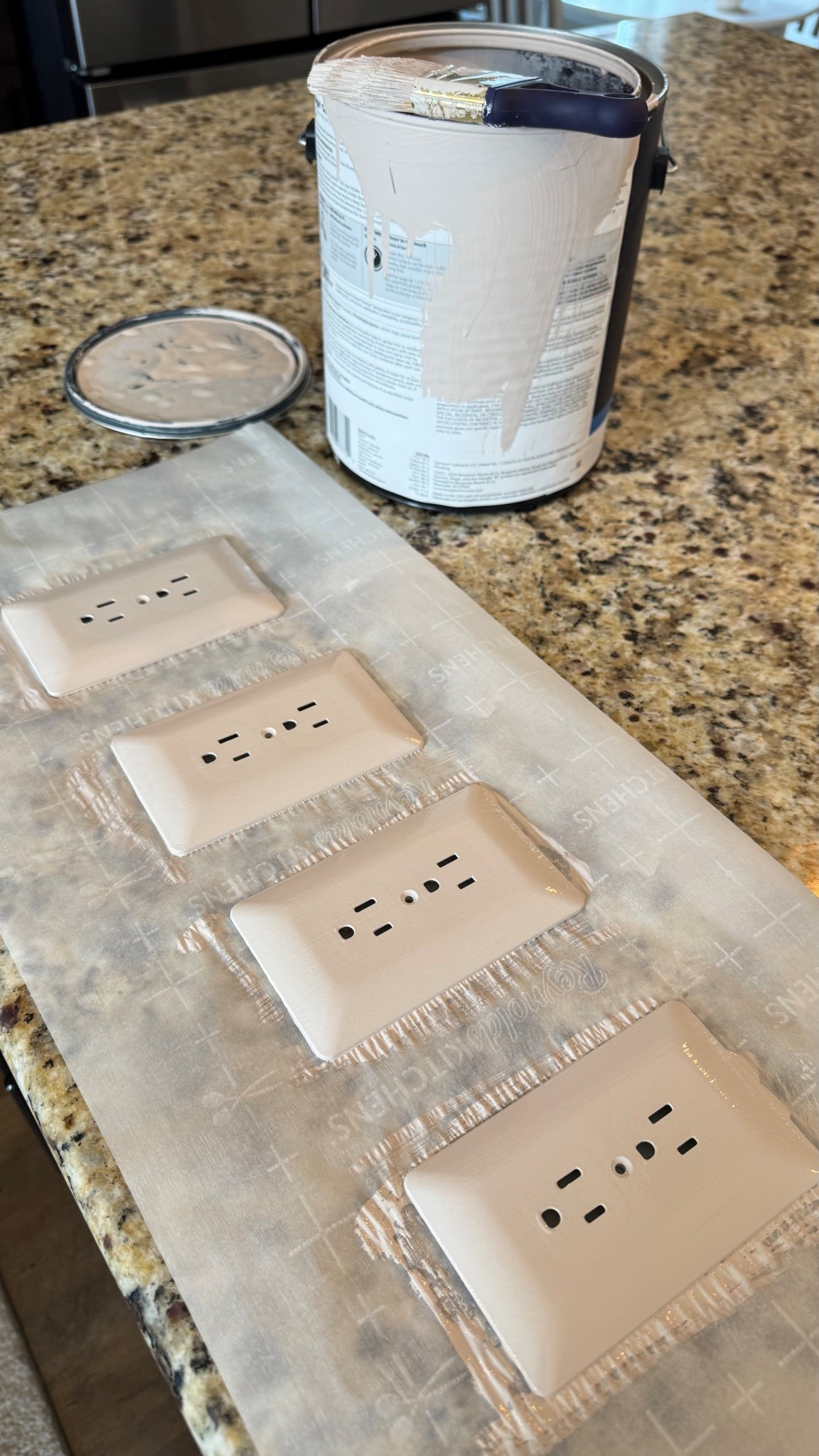 My go to paintable outlet covers! These are great! I just use whatever wallpaint I’m using and they turn out perfect!
They also have switch plate covers!

#LTKHome