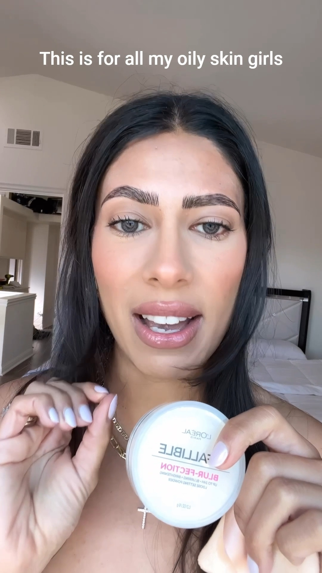 Love love this setting powder. Controls shine, blurs imperfections, brightens the under eye, and makes your makeup last much longer 

#LTKWatchNow #LTKStyleTip #LTKBeauty