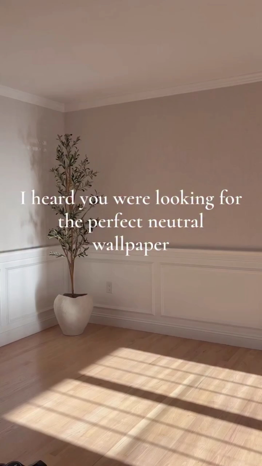 The perfect neutral wallpaper! We used this at one of our clients projects and it completely transformed the space ✨

#LTKdayinmylife #LTKHome #LTKSaleAlert