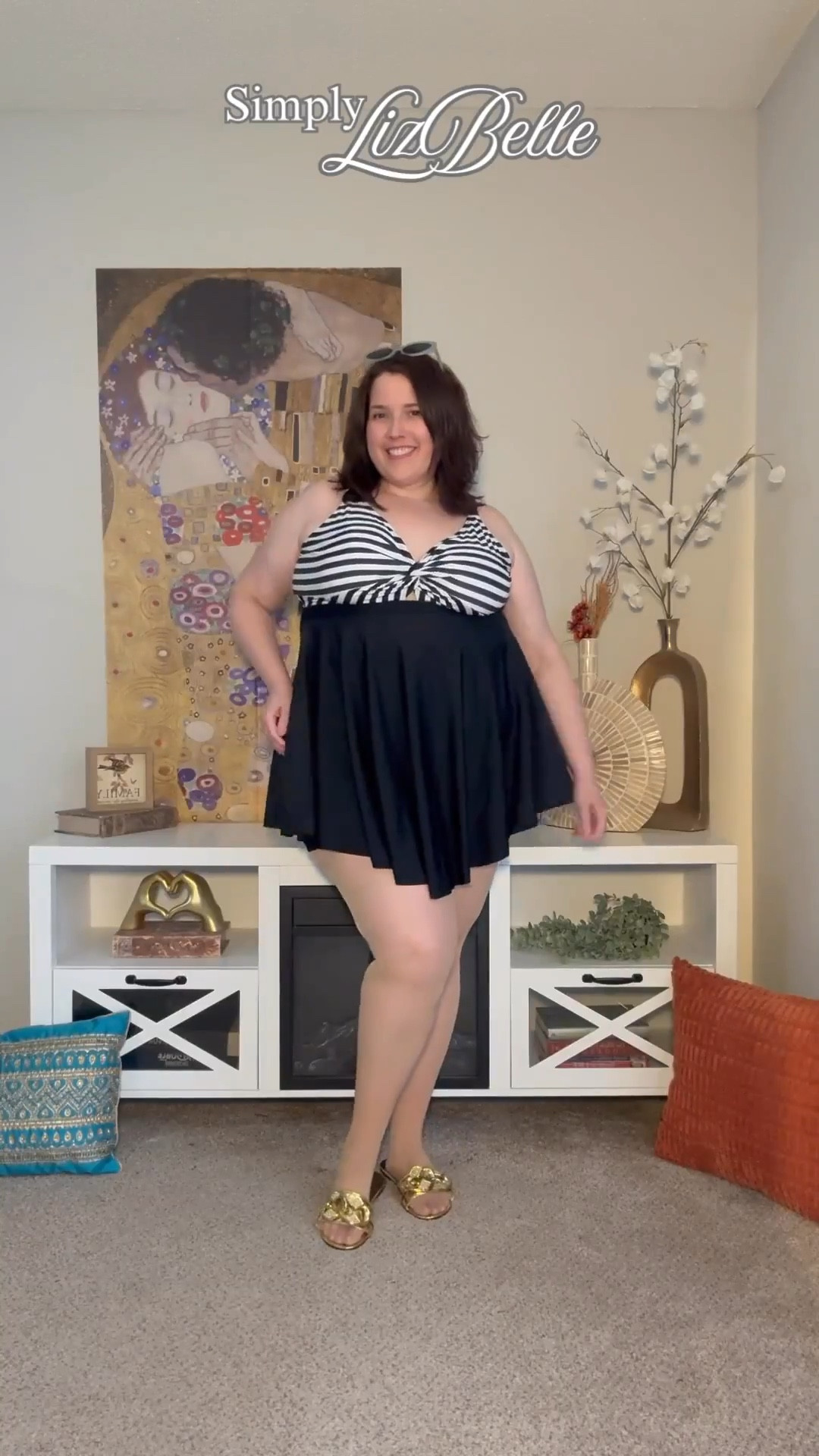 Such a beautiful and elegant piece if you’re looking for something that is modest and to be covered, but at the same time something that keeps you looking cute and stylish, super floaty and roomie I love how it has longer him details in the front and in the back helping with the shape of the body visually. Good variety of designs to choose from, there is even a animal print option.

#LTKSeasonal #LTKPlusSize #LTKootd