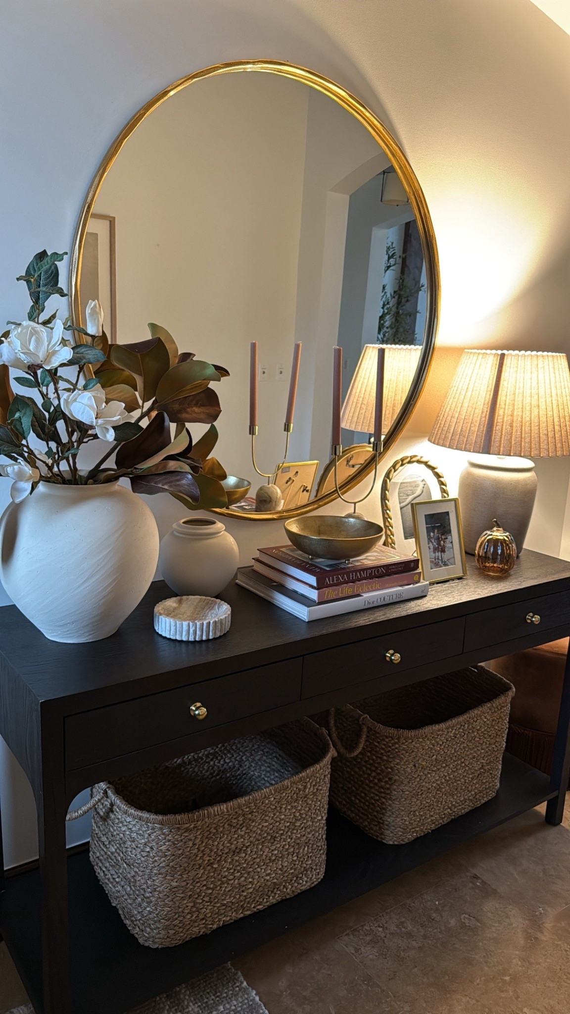 Front entry console table decor 

#LTKstyletip #LTKhome