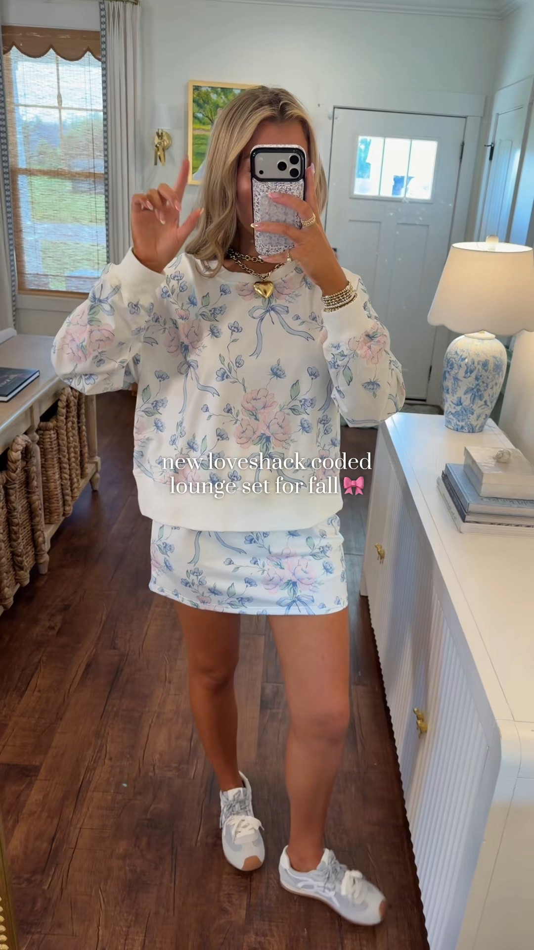 The PATTERN😍 so gorgeous and giving allll of the grandmillenial vibes!👒 perfect for back to school season and so comfy!🤍 Wearing size M!
#affordablefashion #boutiqueclothing #boujeeonabudget #loungeset #fallfashion

#LTKU #LTKSeasonal #LTKootd