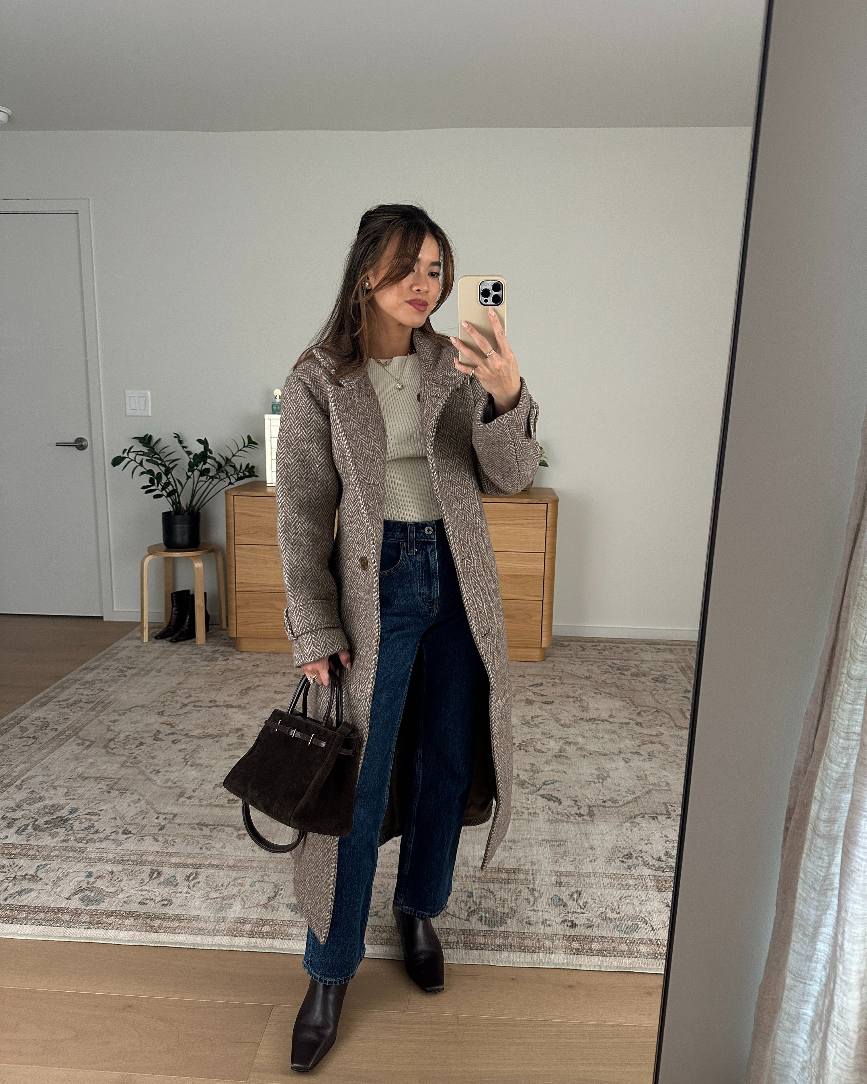 I’m obsessed with this @abercrombie trench coat. Perfect for fall!

Sizing info:
• Abercrombie 3/4 Sleeve Slash Neck Sweater (Size XS in Warm Beige)
• Abercrombie High Rise 90s Relaxed Jeans (Size 23 Extra short in Dark Wash)
• Abercrombie Wool-Blend Funnel-Neck Long Coat (Size XS in Brown Herringbone Size) (SIZE DOWN!)

Fall Abercrombie new arrivals, Abercrombie sweaters, Abercrombie petite pants, Abercrombie petite denim, Abercrombie fall jackets, Abercrombie petite coats, Petite style, petite fashion, mom outfit, mom style, petite pants, petite outfit ideas, petite outfits, best pants for petite, petite denim, vacation outfits, fall outfits, fall style, fall trends, fall looks fall outfit ideas, Abercrombie try on, fall boots, fall denim, fall lookbook, fall outfits

#LTKootd #LTKSeasonal #LTKPetite