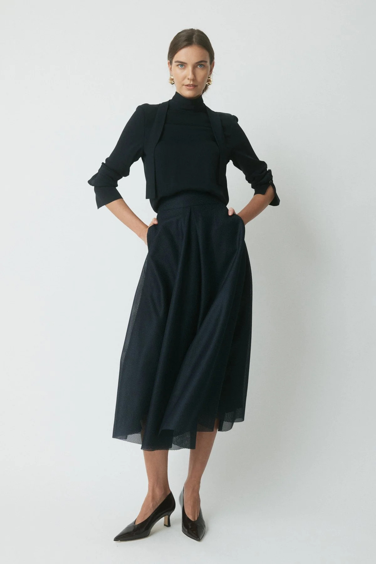 Campbell Silk Tie-Neck Top - Midnight | Perri Cutten