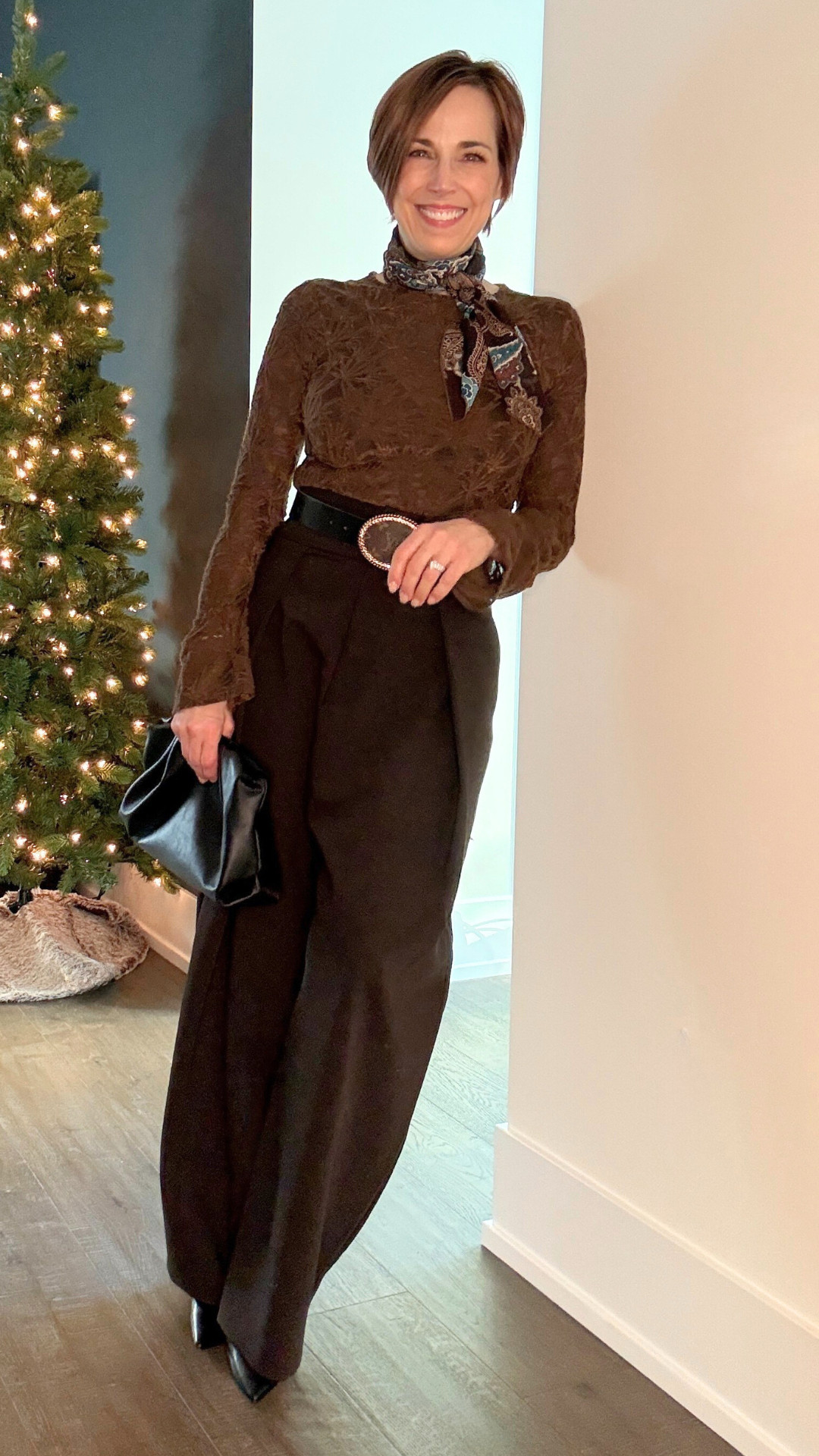 Brown + Balloon Pants...a perfect pair. 

 #LTKootd #LTKSeasonal #LTKOver40