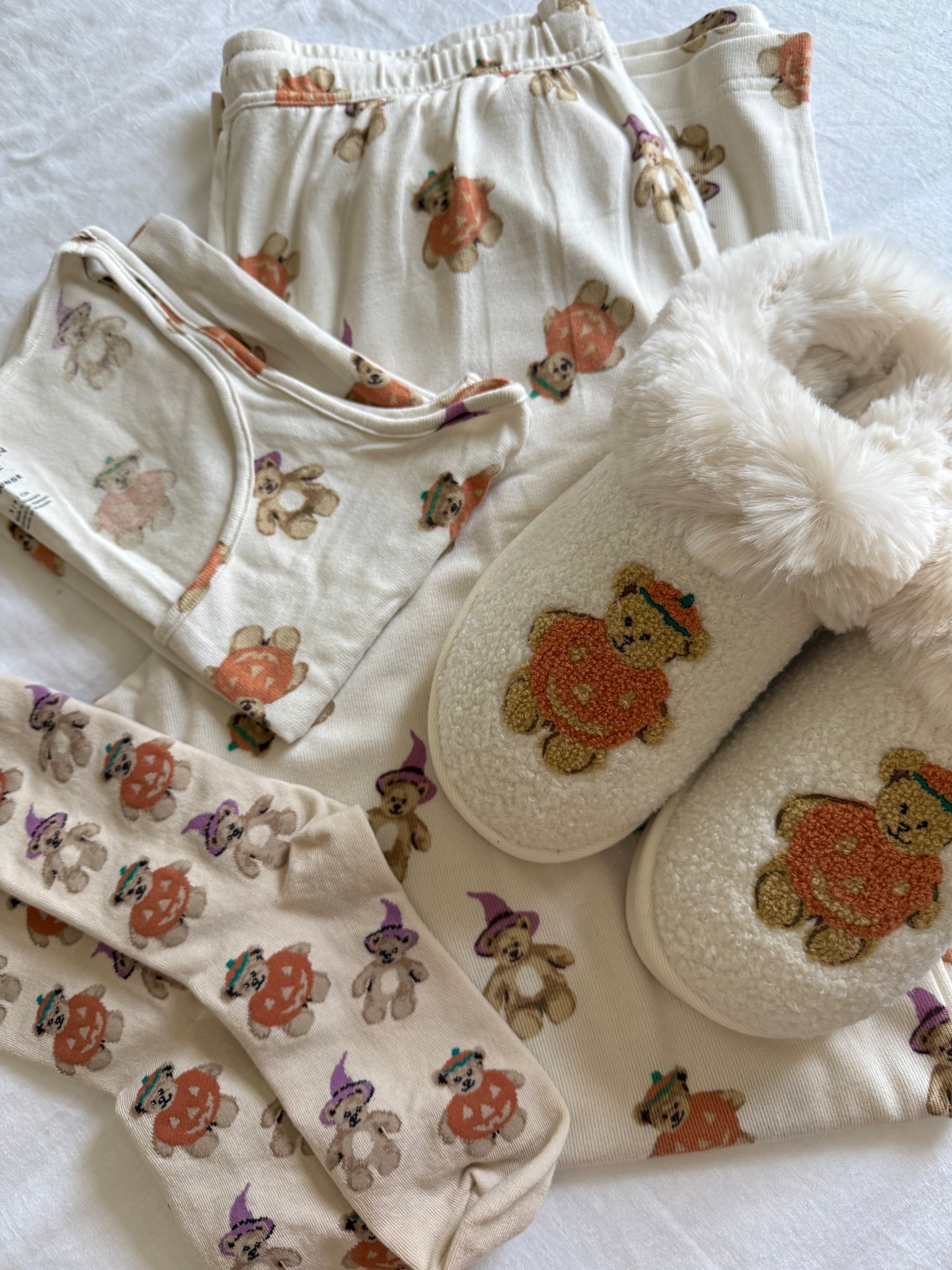 American Eagle Fall Pj Set 🧸🎃

#LTKSeasonal