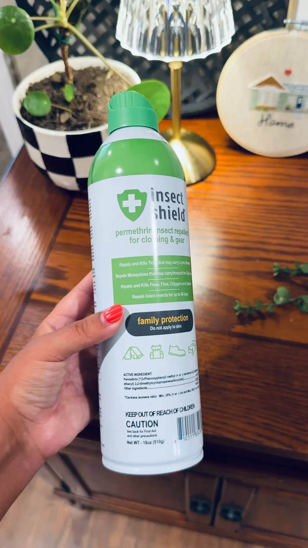 If you know me, you know I HATE bugs. If I could afford to have the exterminator come by once a month, I would lol I’m always happy to try out some new bug sprays. 

 