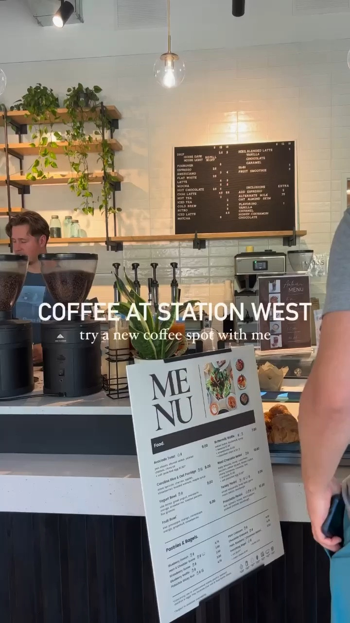 Denim on denim for a coffee date 

#LTKSeasonal #LTKitbag #LTKstyletip