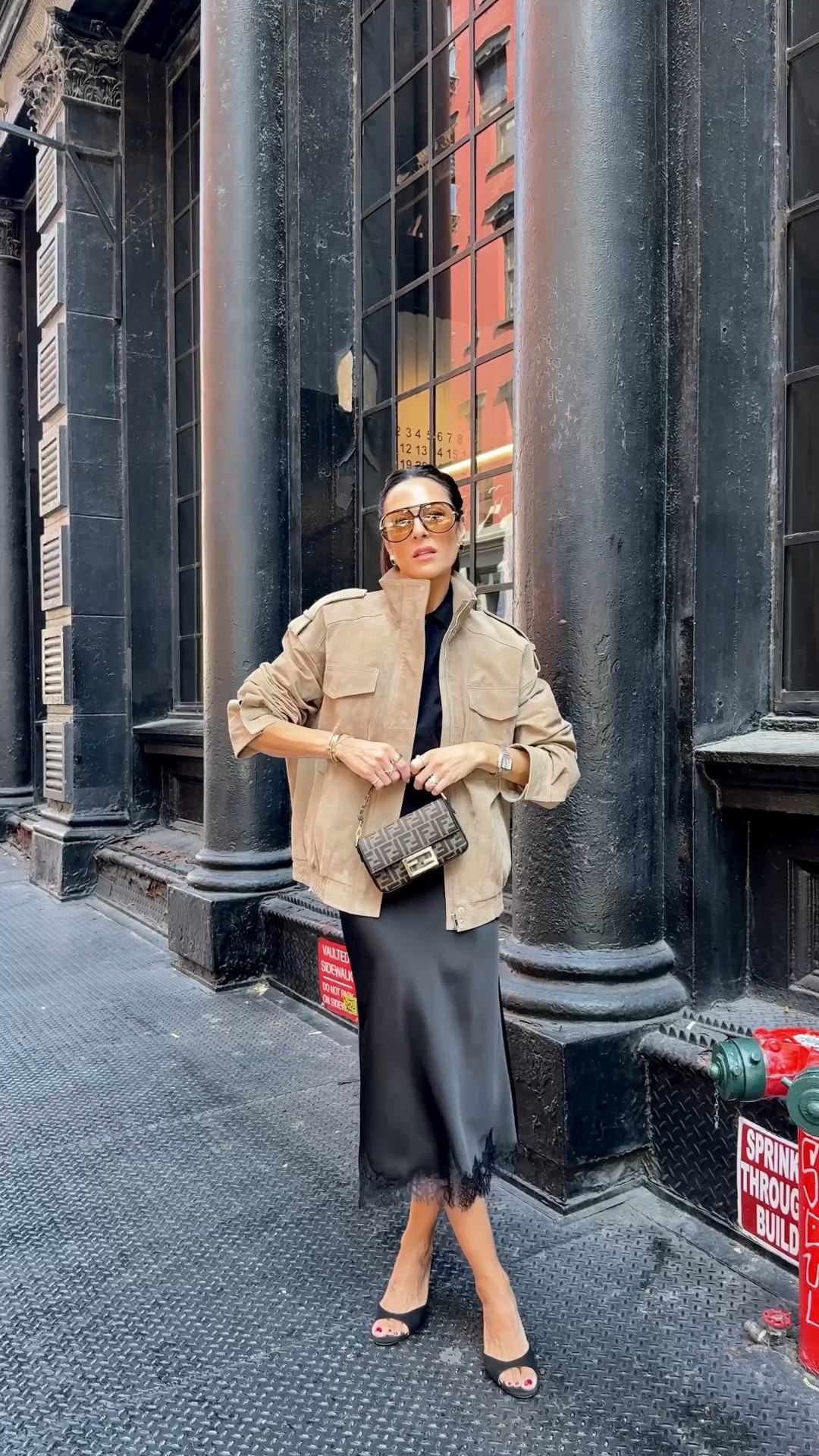 Restock alert! My Zara jacket is back in an insane navy and 5 more that are sitting in my cart! 🖤

#LTKCyberWeek #LTKSeasonal #LTKOver40