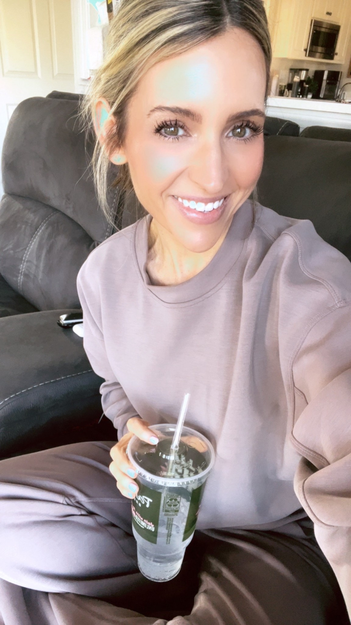 Ootd! Softest butter like modal material! Pants have functional cord drawstring & 2 pockets! Wearing xs in both. Pants come in length options 🤗 

#LTKdayinmylife #LTKmomlife #LTKootd