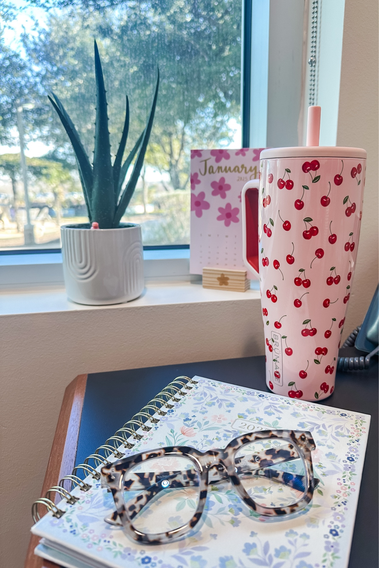 my fave work must haves 

#LTKSeasonal #LTKWorkwear #LTKSaleAlert