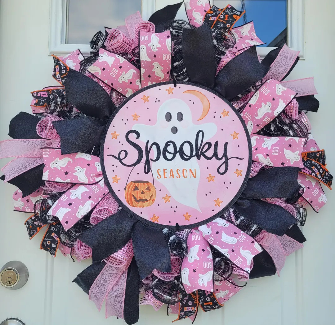 Pink Ghost Halloween Wreath, Pink Black Halloween Wreath, Spooky Season Wreath, Ghost Wreath, Hal... | Etsy (US)