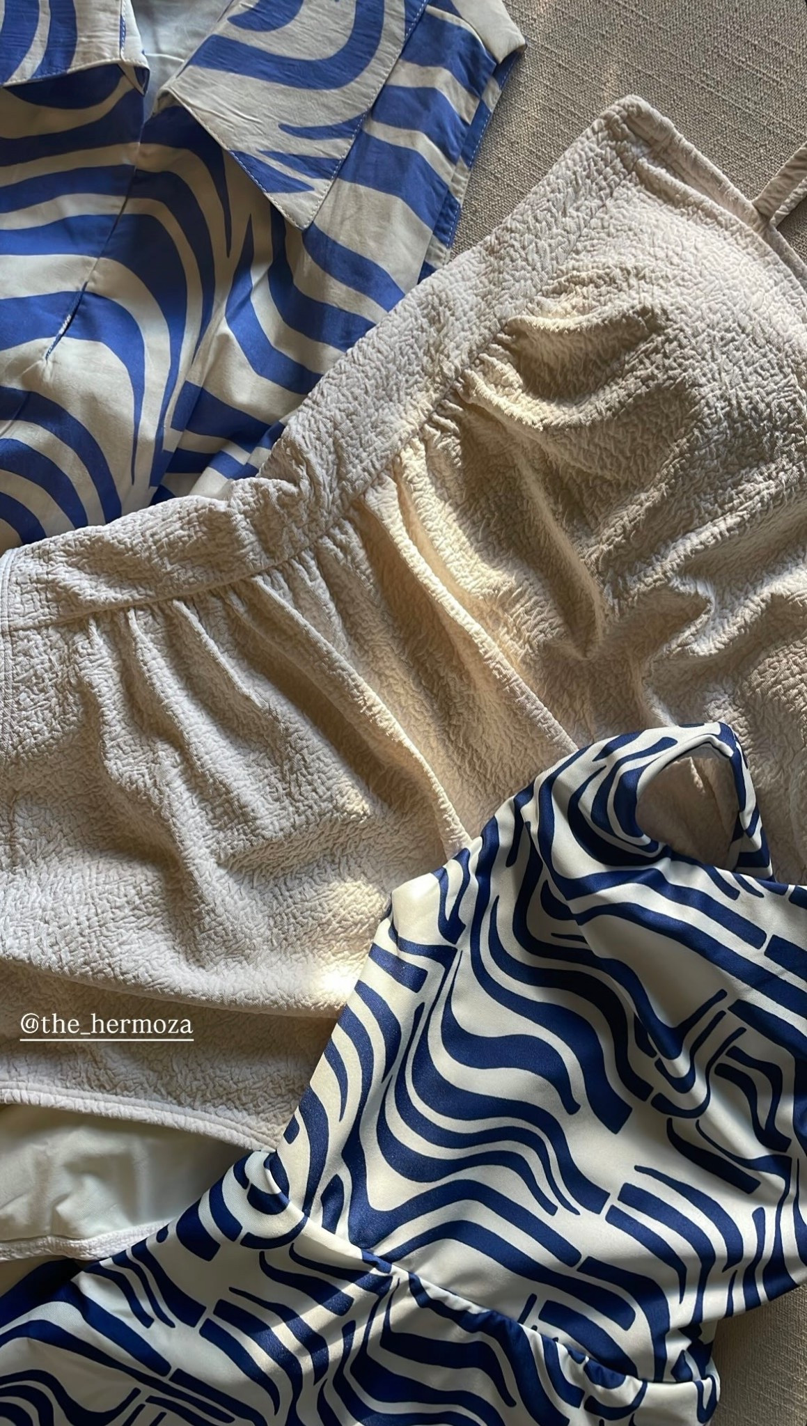 Quality 💯 
Print 💯 
Shape 💯 

Love these new pieces from #hermoza 💙 ☀️ 

#swimsuit #modest #retro #onepiece #momlife #girlmom #beach #pool #summer #style #feminine #vacation #essentials 

#LTKSeasonal #LTKSwim #LTKTravel
