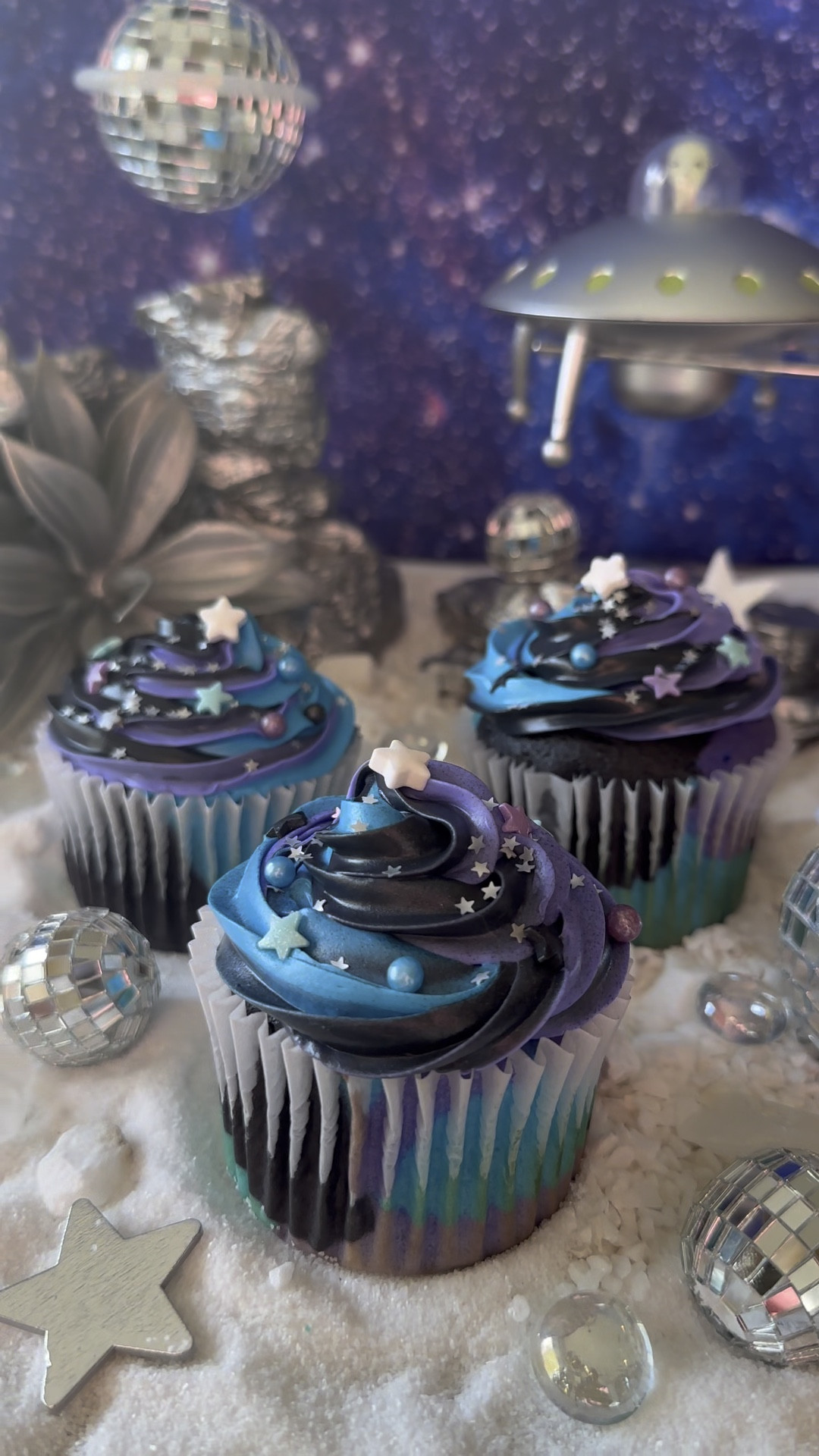 These galaxy cupcakes are perfect for a space party! 

#LTKSeasonal #LTKFind