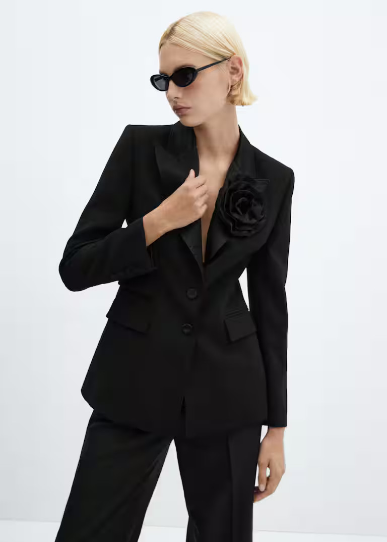 Satin blazer with lapels and maxi-flower  -  Women | Mango USA | MANGO (US)