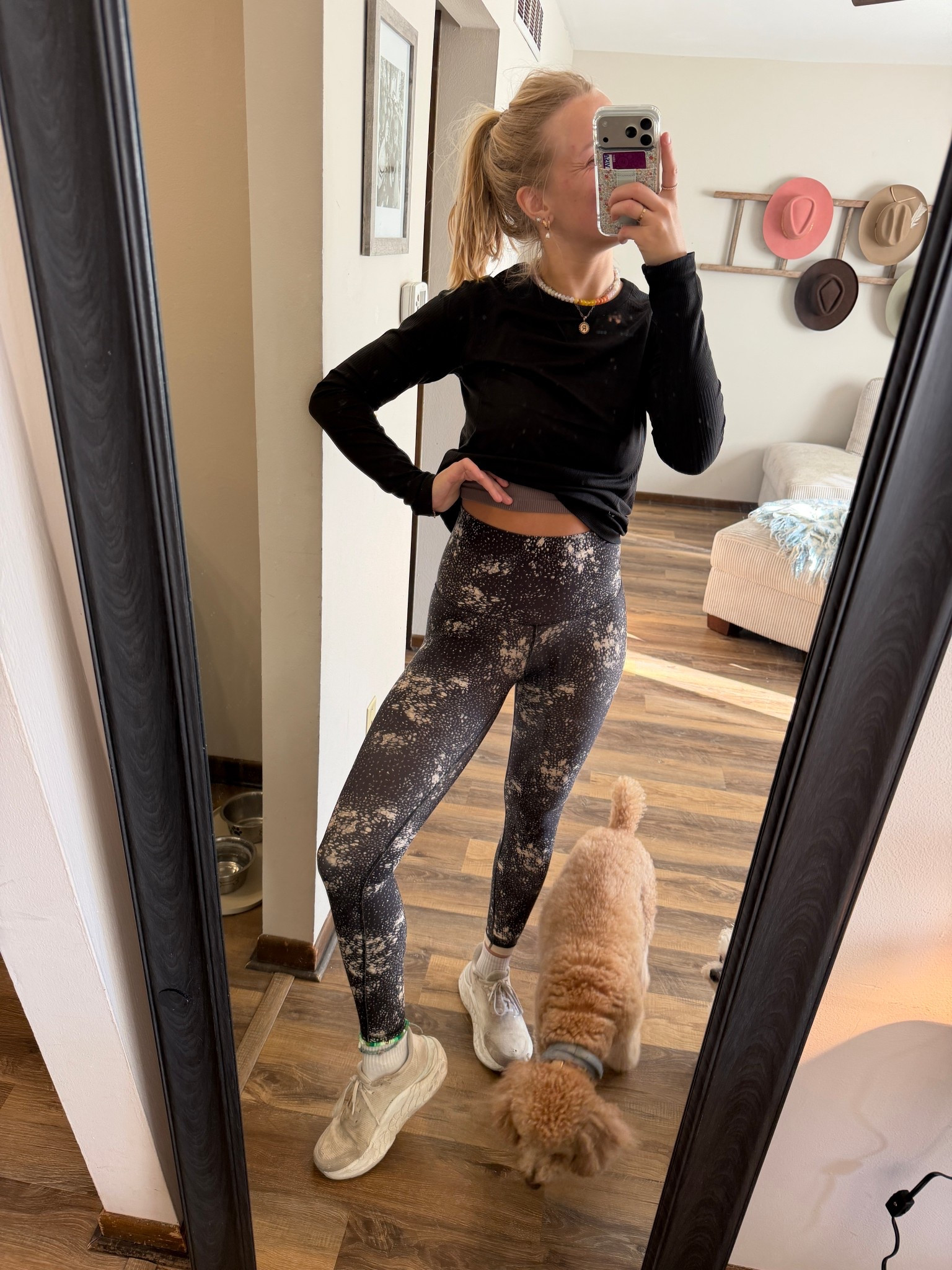 Yesterday’s cardio & arm day workout fit – 03.23.26 👟💪🏻

Small Tall in Old Navy leggings
Medium in brown ribbed tank top (came in a two-pack from TjMaxx - linking some similar options)
Large in black fitted Old Navy long sleek tee (sized up a couple sizes for a more loose fit since these shirts are very fitted)
9 in New Balance running shoes
*socks are Old Navy

#OldNavyfashion #OldNavystyle #OldNavyoutfit #OldNavyleggings #OldNavysweathsiry #cardiooutfit #NewBalanceshoes #runningshoes #Bombassocks workout outfits, white running shoes, Old Navy activewear, Old Navy powersoft, fitted workout shirts, Lululemon dupe, outfit of the day

#LTKActive #LTKootd #LTKfitnessgoals