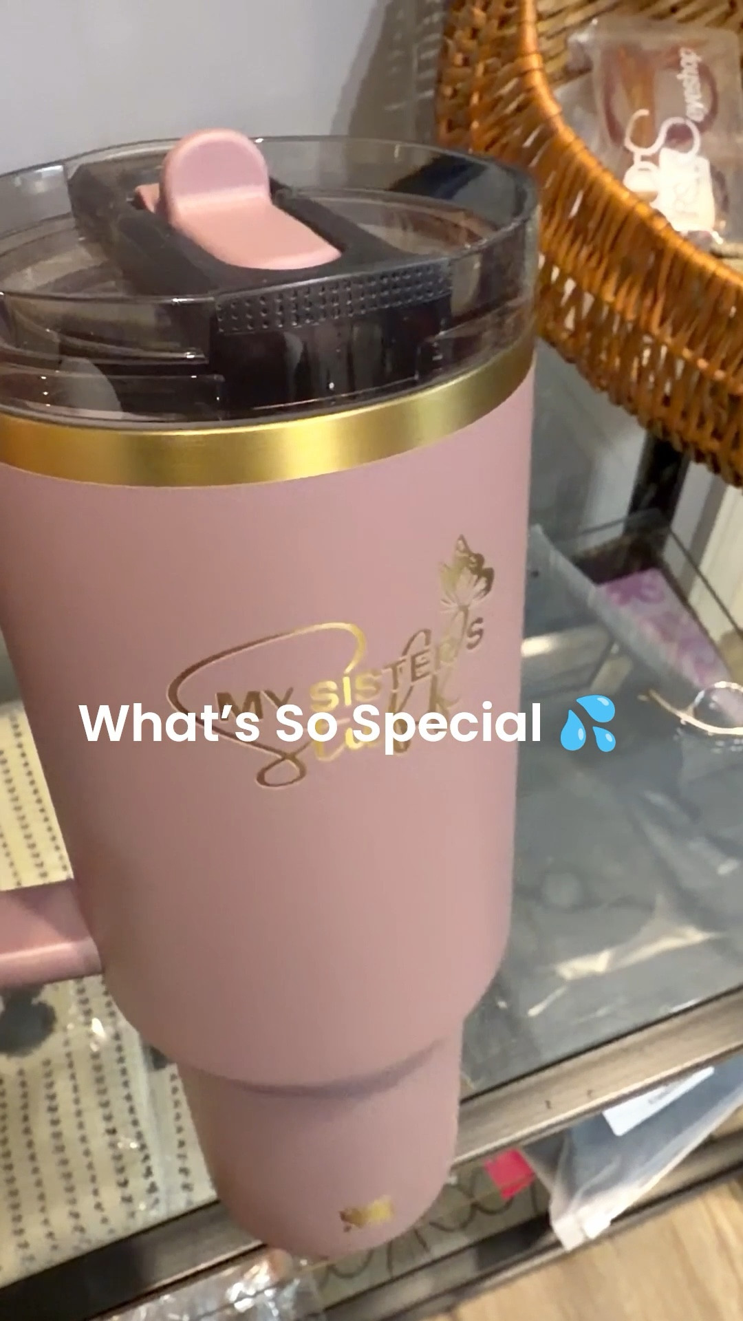 I know you’re wondering what’s so special about this unboxing??? 💜

#stanley Pro tour Quencher is customizable and I couldn’t wait to add my logo.. I added a few new spring colors here 💕 40oz